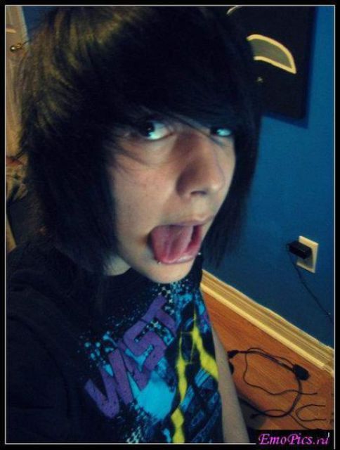 Hot Emo Boys (49 pics) - Izismile.com