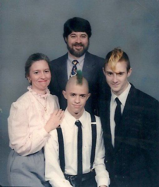 Awkward family photos. Part 3 (53 pics)