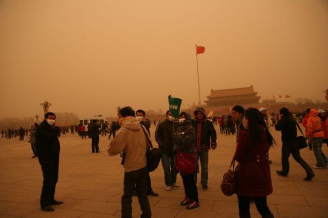 Retro-China in Orange Dust (39 pics)