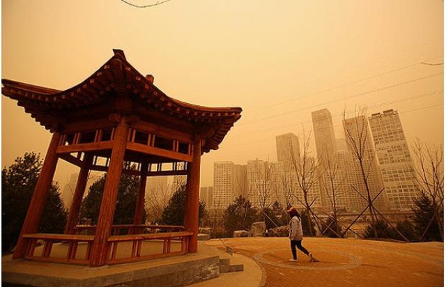 Retro-China in Orange Dust (39 pics)
