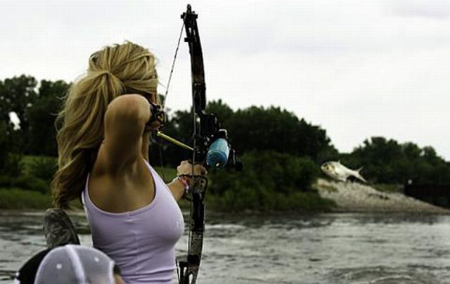 Bow Fishing Goes Wrong… (9 pics)