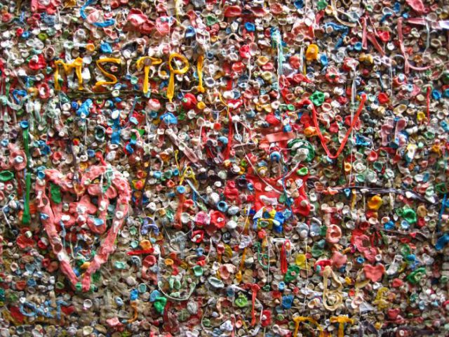 Gum Wall – A Top Seattle Attraction (13 pics)