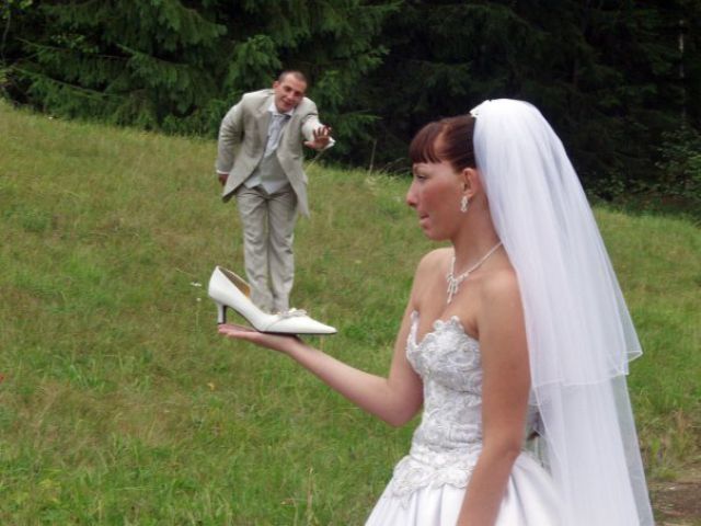 “Overcreative” Wedding Photos (21 pics)