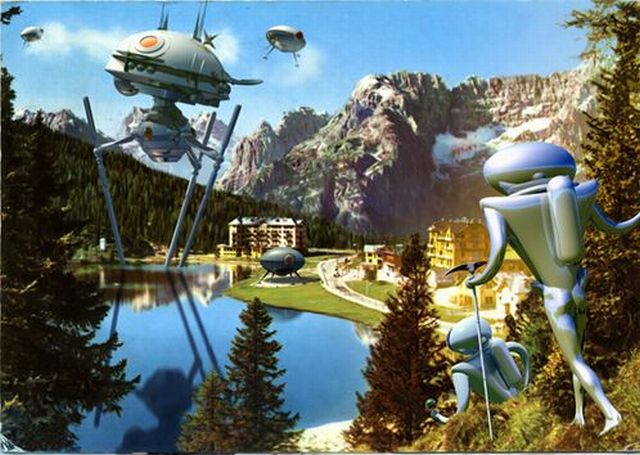 Alien Postcards (36 pics)