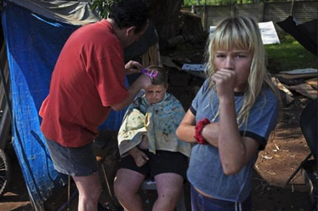 White South Africans Living in Poverty (36 pics)