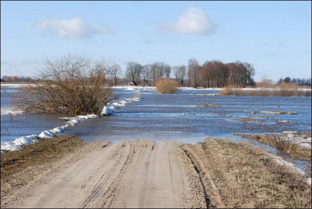 Spring Flood (37 pics)