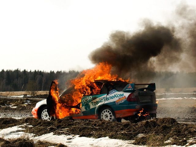 Rally Evo Burning Alive (32 pics)