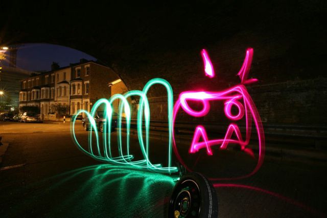 Awesome Drawings by Light (51 pics)
