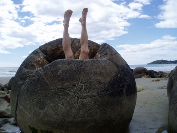Boulders From Out of This World (20 pics)