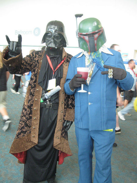 Low Budget Star Wars Costumes (11 pics)