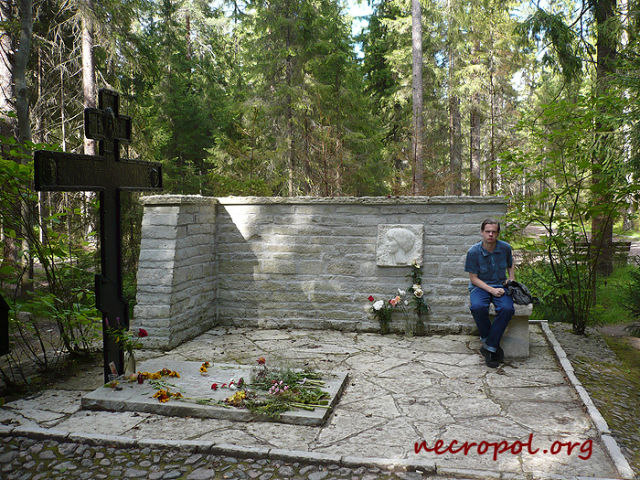 The Project “Russian Necropolis” (22 pics)