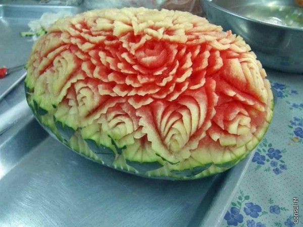 Masterpieces Made from Fruits and Vegetables (26 pics)