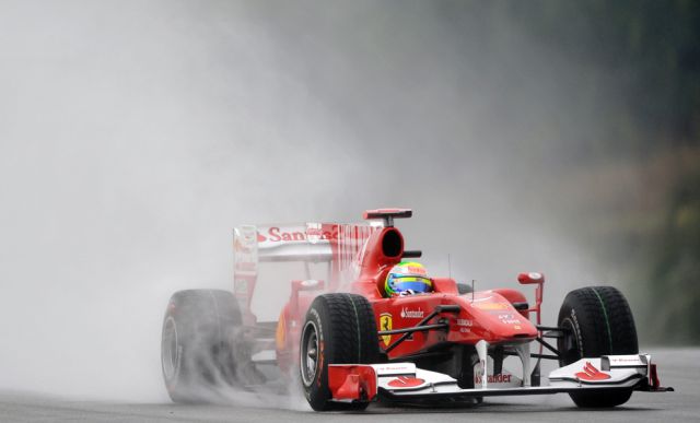 The Excitement of Formula 1 Racing (36 pics)