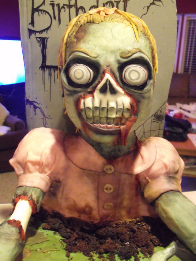 Zombie Cake (16 pics)