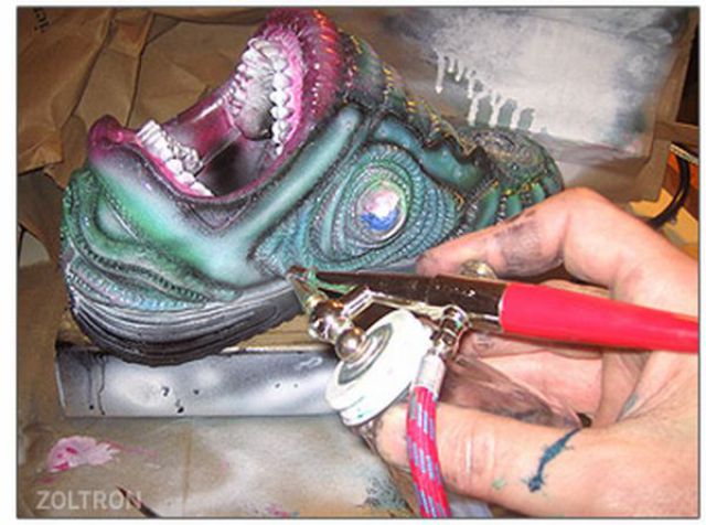 Create Scary Sneakers with Your Hands (9 pics)