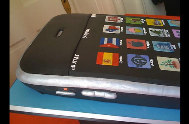 Geeky Cakes (40 pics)