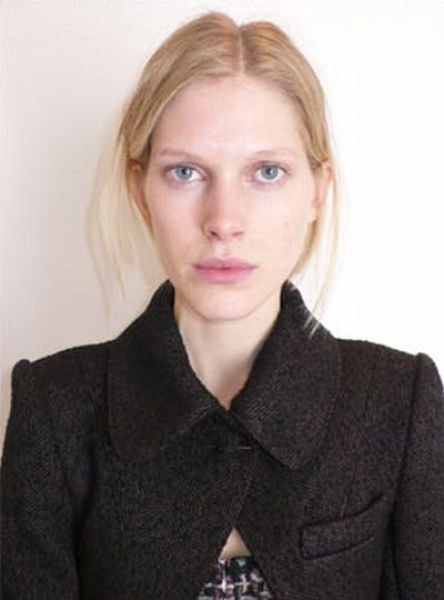 Louis Vuitton Model without Make-Up (51 pics)