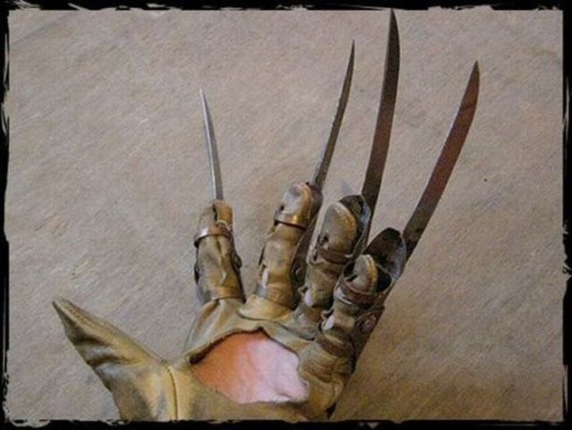 Freddy Krueger’s Glove He Wore in A Nightmare on Elm Street II (18 pics)
