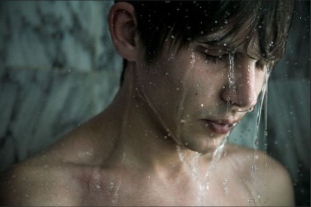 Shower Portraits (24 pics)