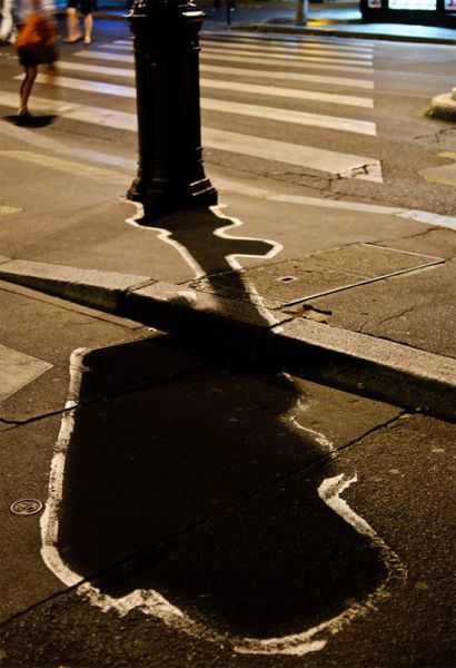 Street Art and Shadows (23 pics)