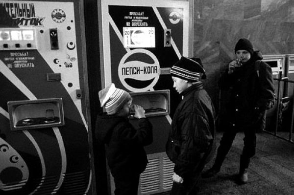 Back to the USSR (124 pics)