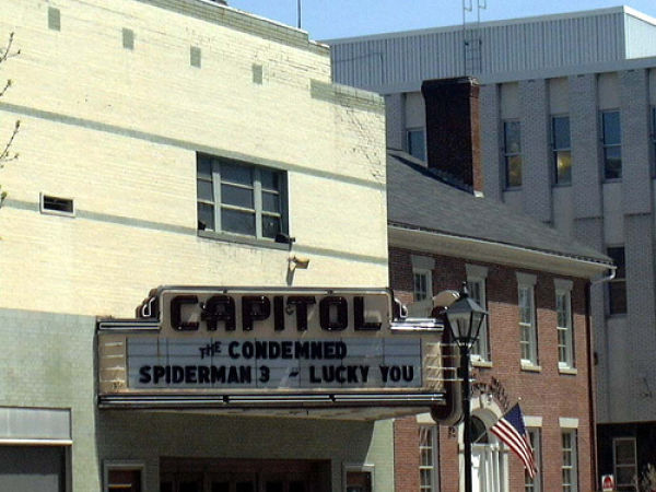 Hilarious Movie Marquees (30 pics)