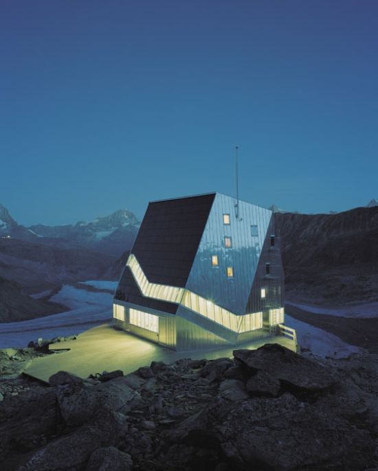 A Quiet Place in the Middle of Nowhere (9 pics)