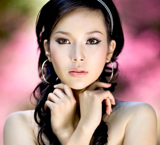 Gorgeous Women (95 pics)