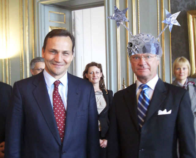 Swedish King who Loves Silly Hats (22 pics)
