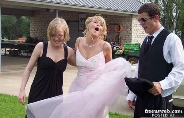 Prom Photos That Will Crack You Up (92 pics)