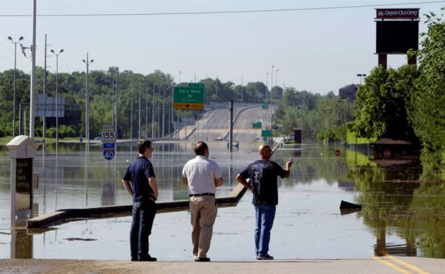 The USA Flooding in Pictures (50 pics)