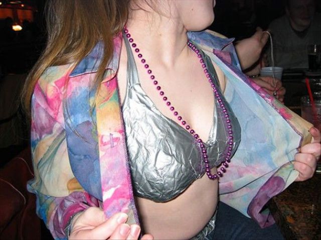 The Many Uses of Duct Tape (44 pics)