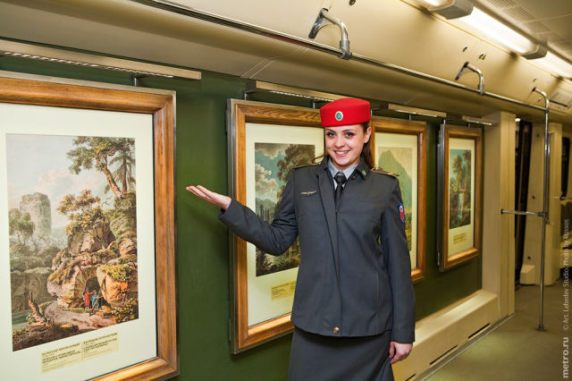 Moscow Art Gallery Train (13 pics)