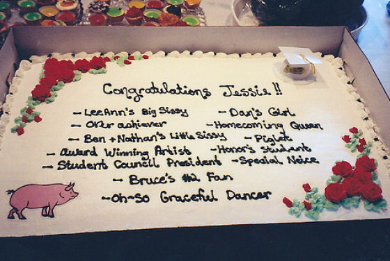 Strange Graduation Cakes (54 pics)