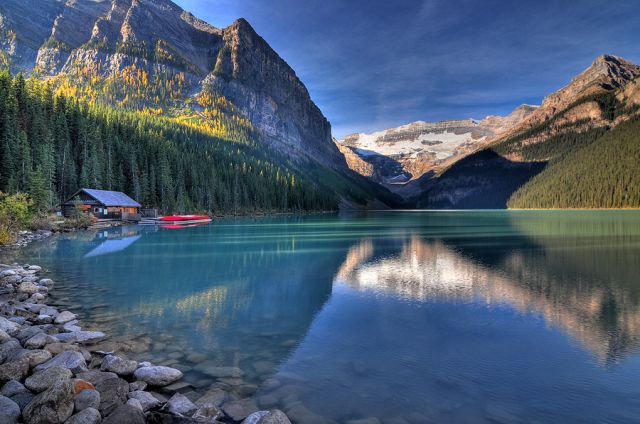 Marvelous Lake Louise (30 pics)