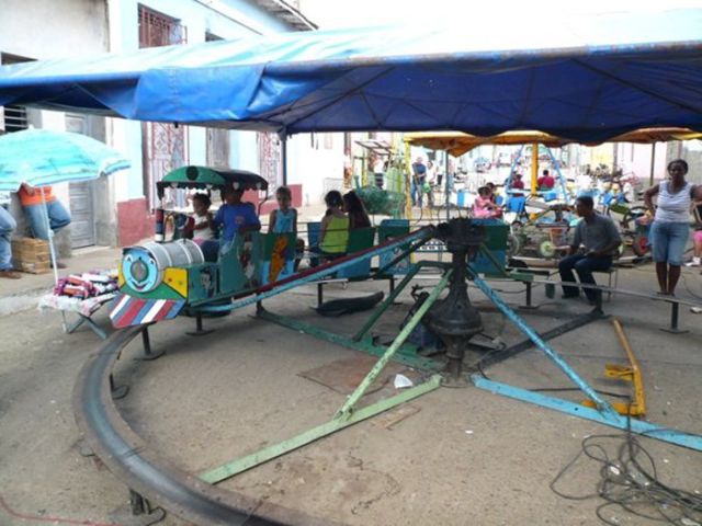 Mexican Amusement Park for Children (18 pics)