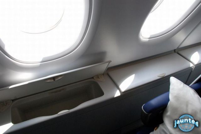 On Board the Lufthansa A380 (25 pics)