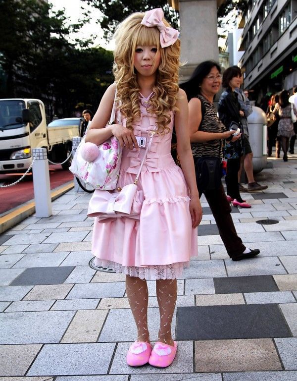 Street Fashion in Japan (77 pics)