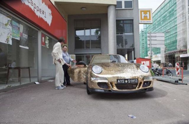 A Porsche for the Poor (44 pics)