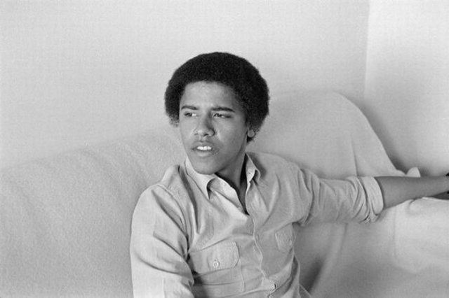 Barack Obama during Student Years (20 pics)