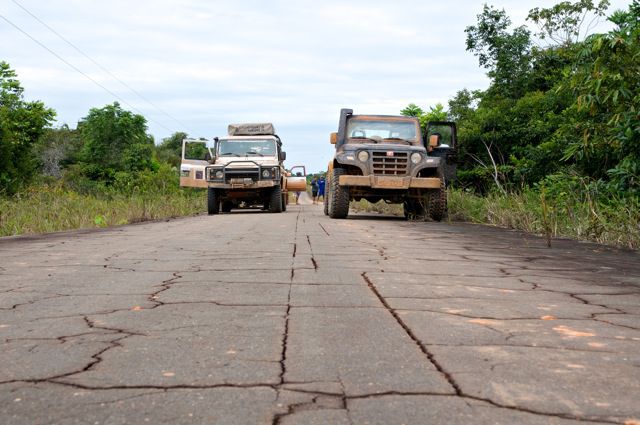 Another Very Bad Road Situated in Brazil (65 pics)