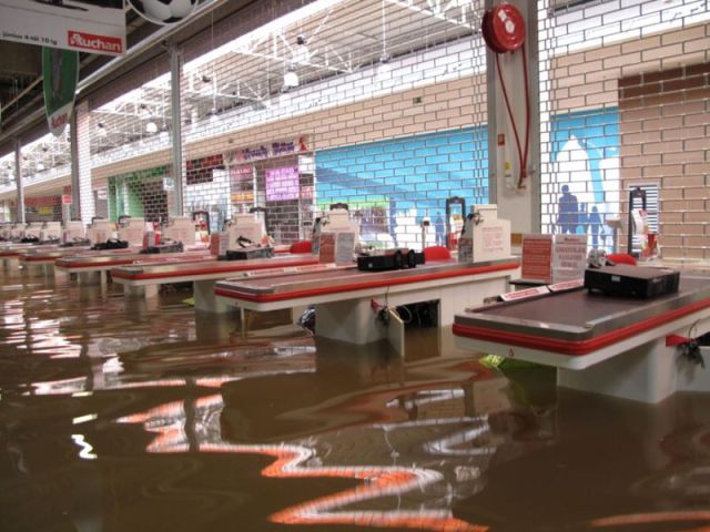 flooded_supermarket_640_04.jpg