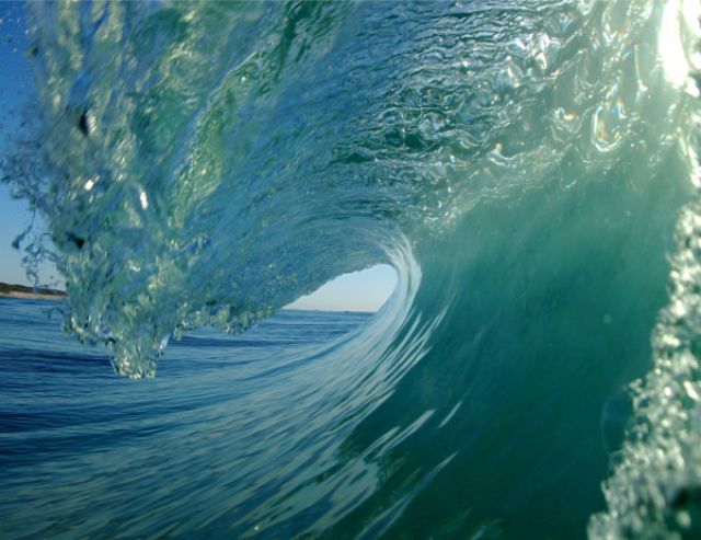 Inside a Wave (30 pics)
