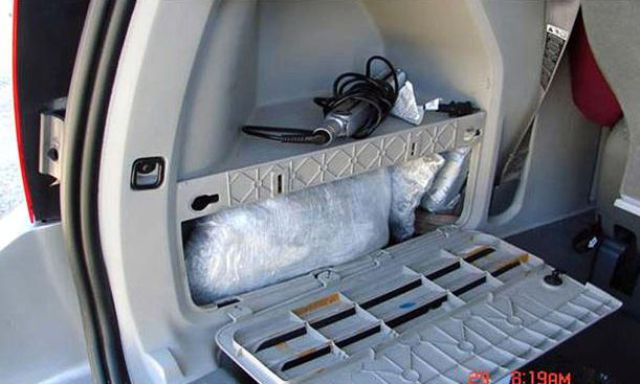 How People and Drugs Are Smuggled (27 pics)