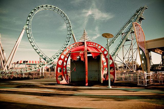 Amazing Pictures of Abandoned Amusement Park in New Orleans (54 pics)