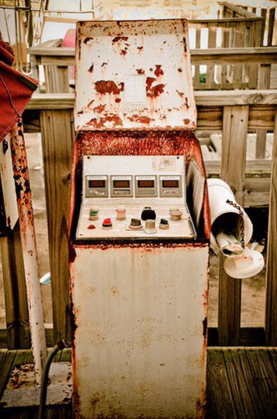 Amazing Pictures of Abandoned Amusement Park in New Orleans (54 pics)