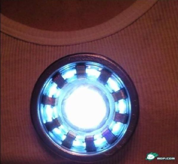 Chinese Guy Recreates Iron Man’s Arc Reactor (25 pics)