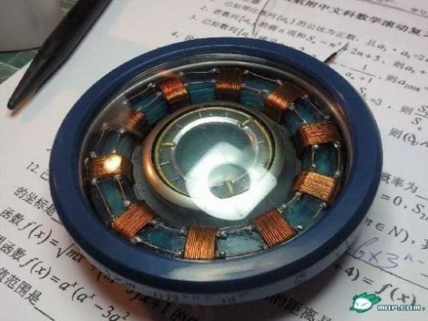 Chinese Guy Recreates Iron Man’s Arc Reactor (25 pics)