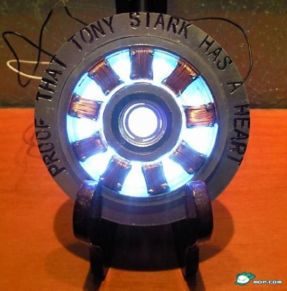 Chinese Guy Recreates Iron Man’s Arc Reactor (25 pics)