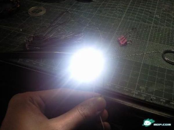 Chinese Guy Recreates Iron Man’s Arc Reactor (25 pics)